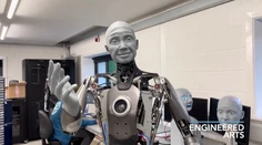 Zoznámte sa s Amecou. Je to najpokročilejší robot s dokonalou ľudskou mimikou