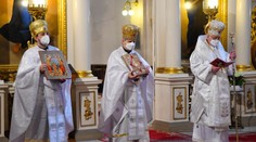 Na východe končí známy arcibiskup. Jeho zrieknutie už odobril pápež František