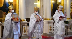 Na východe končí známy arcibiskup. Jeho zrieknutie už odobril pápež František
