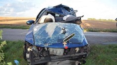 FOTO: Nehoda pri Trnave mala tragický koniec. Vodič neprežil náraz do stromu