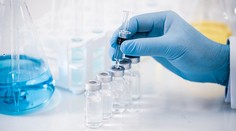 Protilátky voči COVID-19 zostávajú v tele najmenej deväť mesiacov po infekcii