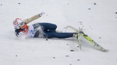 Japonec si pri ráde na veľkom mostíku zlomil ruku