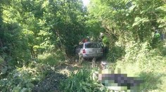 Auto skončilo mimo cesty, nehodu neprežil Macedónčan (†43)
