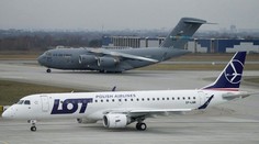 V Poľsku pristáli tri lietadlá C-17A Globemaster III s americkými výsadkármi