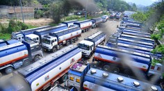 India predbehla Čínu a stala sa najväčším nákupcom ropy z Ruska