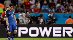 Zlatú loptu získal Messi, Zlatú rukavicu Neuer