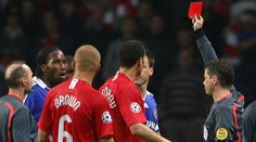 Vylúčil Drogbu a Moskva tlieskala. Ferguson ma čakal v tuneli, vraví Slovák, ktorý pískal finále Ligy majstrov