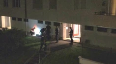 Brutálny útok vo Švajčiarsku. Muž mačetou vážne zranil tehotnú ženu aj trojmesačné dieťa, museli ich operovať