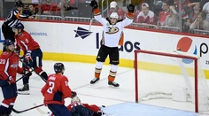 VIDEO-NHL: Edmonton po nájazdoch vyhral na ľade St. Louis