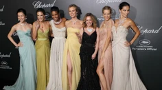 Krásne Češky zatienili aj modelky z Victoria´s Secret!