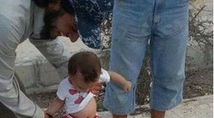 Fotka, ktorá obletela svet. Môže byť ešte niečo ohavnejšie?!