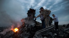 Podľa americkej rozviedky Boeing-777 zostrelila raketa zem-vzduch