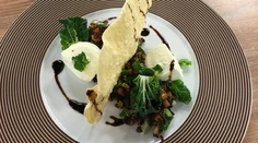 RECEPT NA DNES: Buffallo mozzarella so šalátom z čiernej ryže