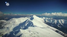 Lavínová hrozba na horách popoludní stúpne na druhý stupeň z piatich