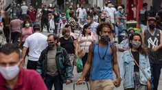 Nové ohnisko pandémie koronavírusu. V Latinskej Amerike evidujú už vyše 70-tisíc úmrtí