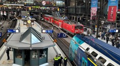 Poplach na stanici v Nemecku. Vo vlaku sa viezli dvaja ľudia s podozrením na smrtiaci vírus