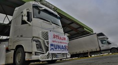 Ak parlament zruší diaľničné známky, autodopravcovia budú znova štrajkovať