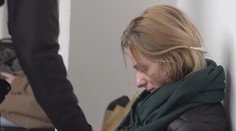 Mamička, ktorá predávala drogy s malým synom, strávi Vianoce doma