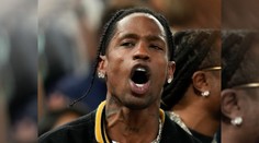 Travis Scott sa pobil v parížskom hoteli. Zadržala ho francúzska polícia