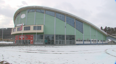 Prešovský zimný štadión stále nie je dokončený. Za predraženú rekonštrukciu pritom mestu hrozí pokuta