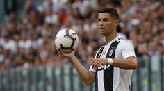 Sponzori sú znepokojení Ronaldovou aférou, Juventus svojho hráča podporil