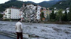 Ďalšia povodňová katastrofa: Turecko hlási desiatky obetí a bude horšie. Valí sa k nim silná cyklóna