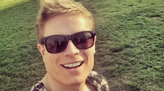 Spoznávate SuperStaristu? Najnovšie nakrúcal klip s pornoherečkou