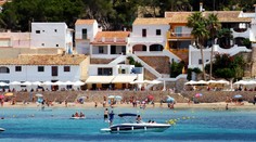Na turistami obľúbenej Malorke zadržali štyroch mužov podozrivých z terorizmu