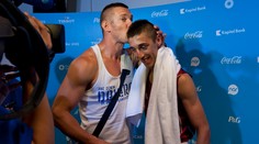 Tankó má napokon bronz, na úvod dostal spŕšku úderov