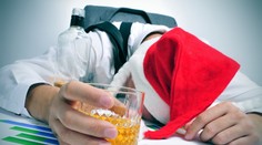 3 rady, ako si neurobiť hanbu na firemnom vianočnom večierku