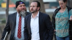 Vodcu hnutia Proud Boys odsúdili na 18 rokov za účasť na útoku na Kapitol