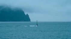 Britská nukleárna ponorka sa pri Gibraltáre zrazila s obchodným plavidlom