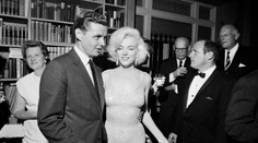 Legendárne šaty Marilyn Monroe idú do dražby. Cena vyráža dych