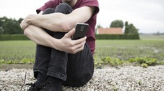 Britov sužujú pocity izolácie, proti problému zakročí nová ministerka pre samotu