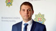 Bývalý šéf policajnej inšpekcie Szabó mieri na slobodu, podpísal dohodu o vine a treste