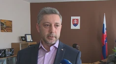 Aj bývalý šéf protikorupčnej jednotky NAKA Robert Krajmer mieri k ministerke Sakovej