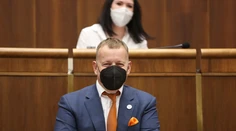 Predseda parlamentu chce pre referendum presadiť na júlovej schôdzi zmenu legislatívy