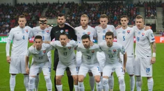 Futbalistov v dueli proti Litve naživo povzbudia aj zlatí olympionici