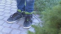 Šikana v škole: Brutálnu bitku chlapca si nahrali na mobil