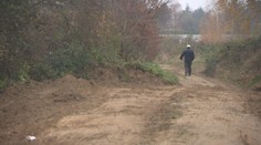 Čo nestihol za štyri roky, chce teraz dobehnúť za pár dní. Starosta začal budovať cestu