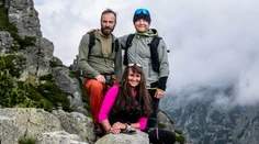 Jano Tribula zobral na hory dámu, ktorá pracuje na leteckom útvare rezortu vnútra. Výstup venovala zosnulým hasičom