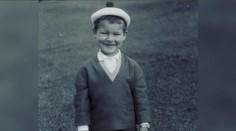 Spoznávate tohto huncúta? Dnes je z neho rocková legenda!