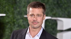 Brad Pitt vracia úder. Toto vytiahol na Angelinu Jolie