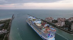 Najväčšia výletná loď na svete už vyplávala na svoju prvú plavbu. Zmestí sa na ňu takmer 10-tisíc ľudí