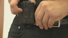 Policajtom už roky sľubujú telové kamery. Mikulec tvrdí, že ich dostanú čoskoro