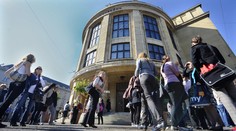 TOP 3: Na čo najviac míňajú peniaze stredoškoláci a vysokoškoláci?