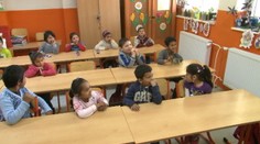 Majú byť škôlky pre deti povinné? Zmeny by sa dotkli najmä detí z osád