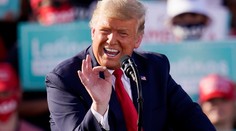 Pelosiová: Snemovňa reprezentantov je pripravená začať impeachment Trumpa