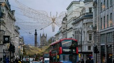 Británia obmedzila vstup do krajiny pre cudzincov. Zaočkovaní nemajú výhody