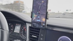 GPS a tachometer často ukazujú rozdielne rýchlosti auta. Zisťovali sme, prečo je to tak